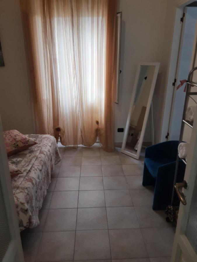 B&B Emily Бриндизи Екстериор снимка