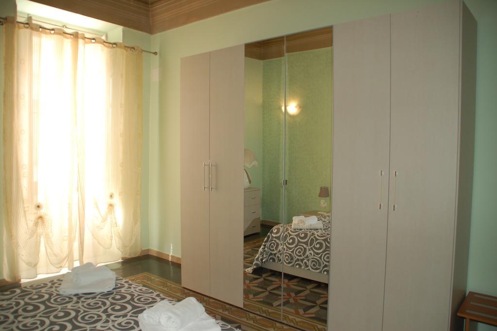 B&B Emily Бриндизи Екстериор снимка