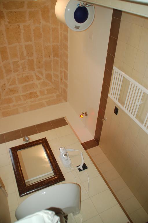 B&B Emily Бриндизи Екстериор снимка